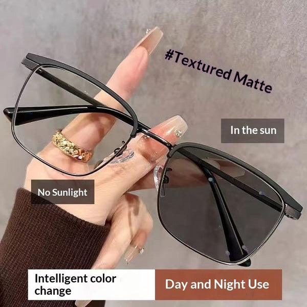 Új fotokromatikus, kék fényt blokkoló szemüveg férfiaknak